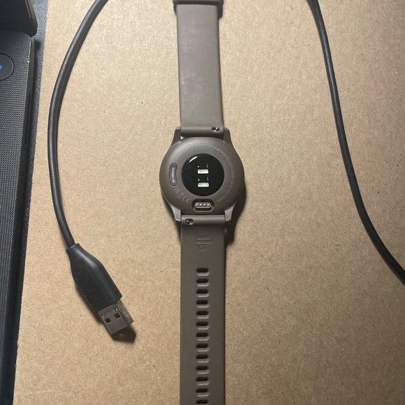 Garmin vivomove Sport Hybrid Smartwatch Cocoa - Picture 2 of 5